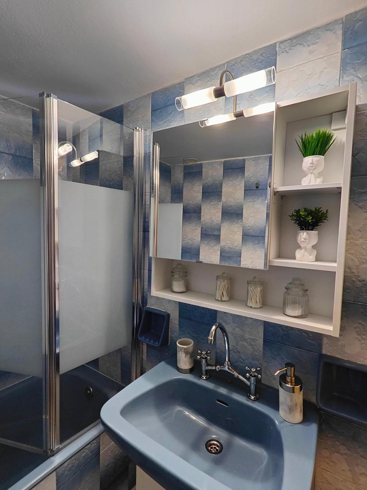 Olivia Apartment-Private Parking Chalkida Luaran gambar